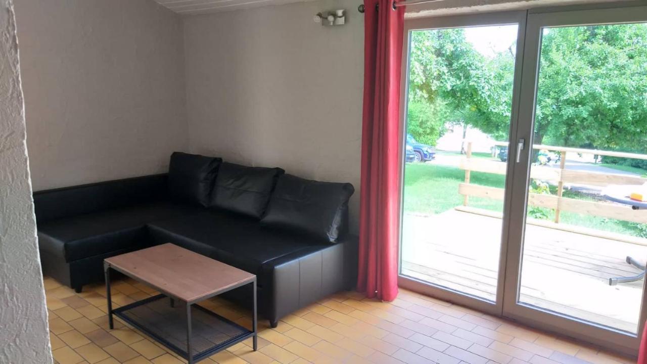 Bungalows Du Lac De Rabais Virton Exterior foto